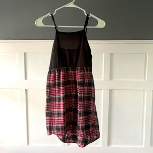 Dress but no tag... for an 8-9 year old